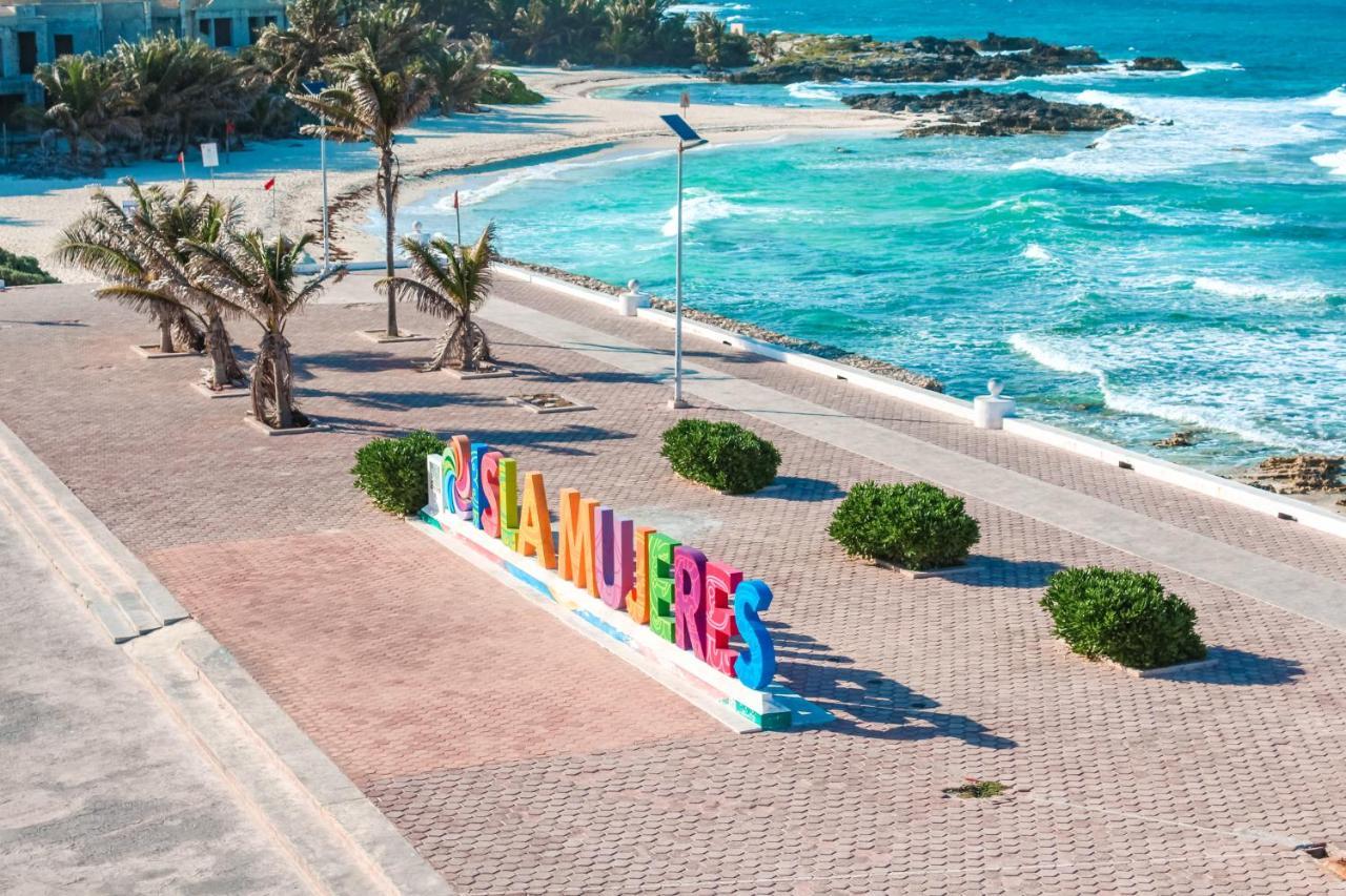 Esduma La Perla Hotel إيسلا موخيريس المظهر الخارجي الصورة