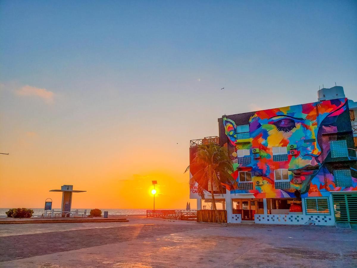 Esduma La Perla Hotel إيسلا موخيريس المظهر الخارجي الصورة